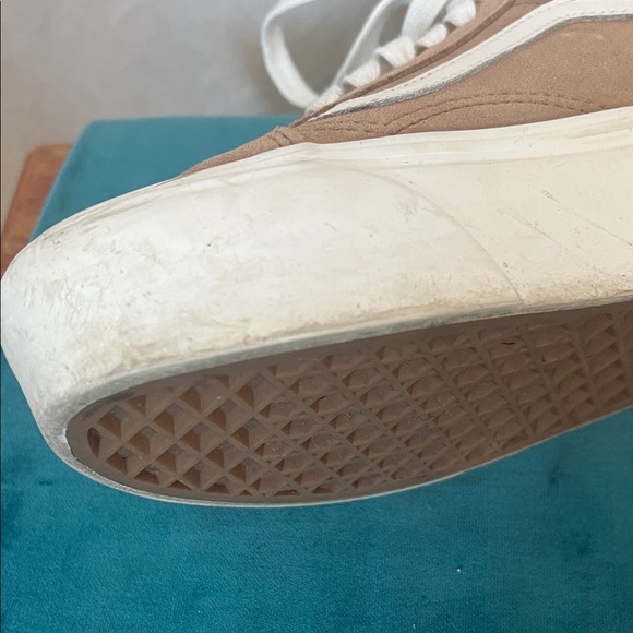Vans Women's Beige and White Sneakers Wm 5.5 men 4 - Picture 9 of 10